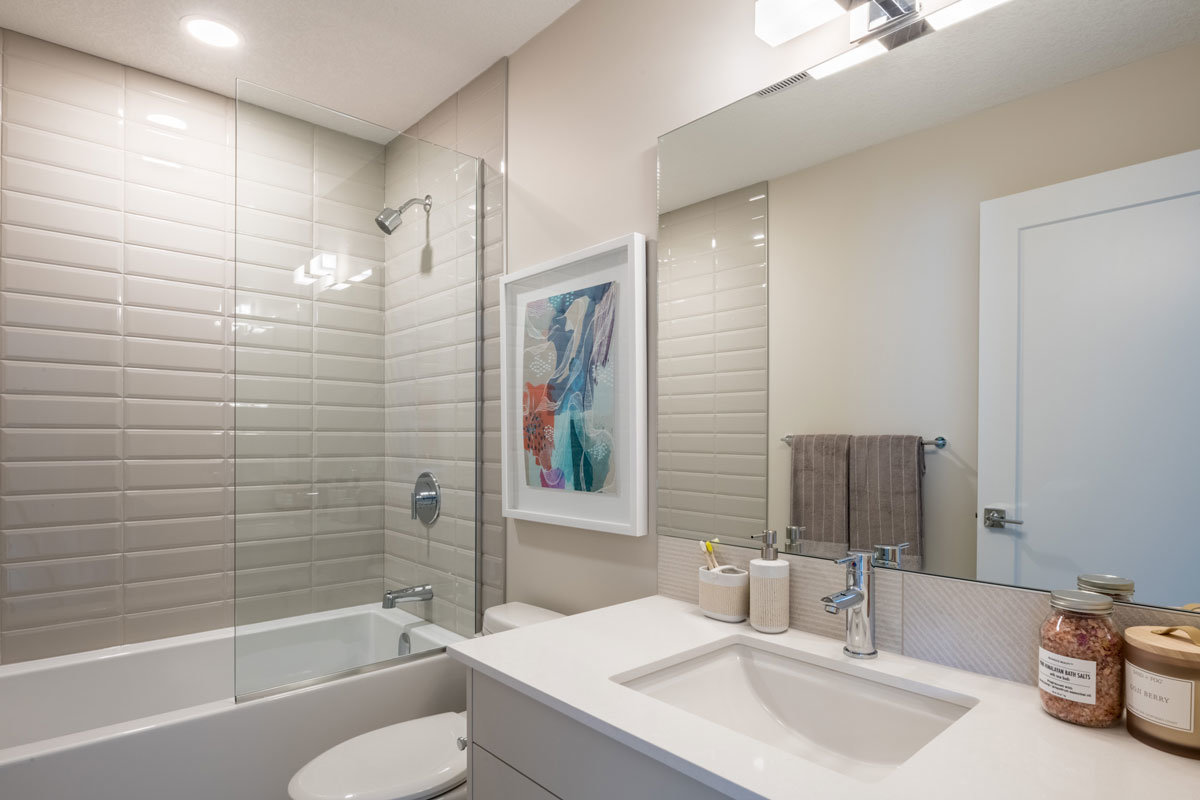 Ensuite bathroom in the master bedroom